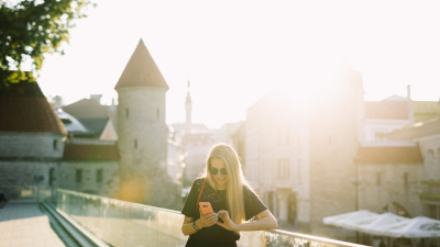 Simplifying Personal Data Sharing Through a Universal Consent Service