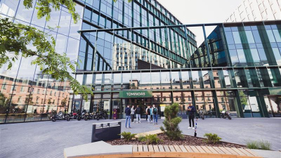 Building a central data warehouse cost-efficiently: case-study for the biggest business campus in Baltics