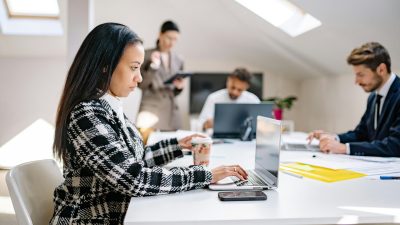 A practical approach to legacy software maintenance and sunset planning